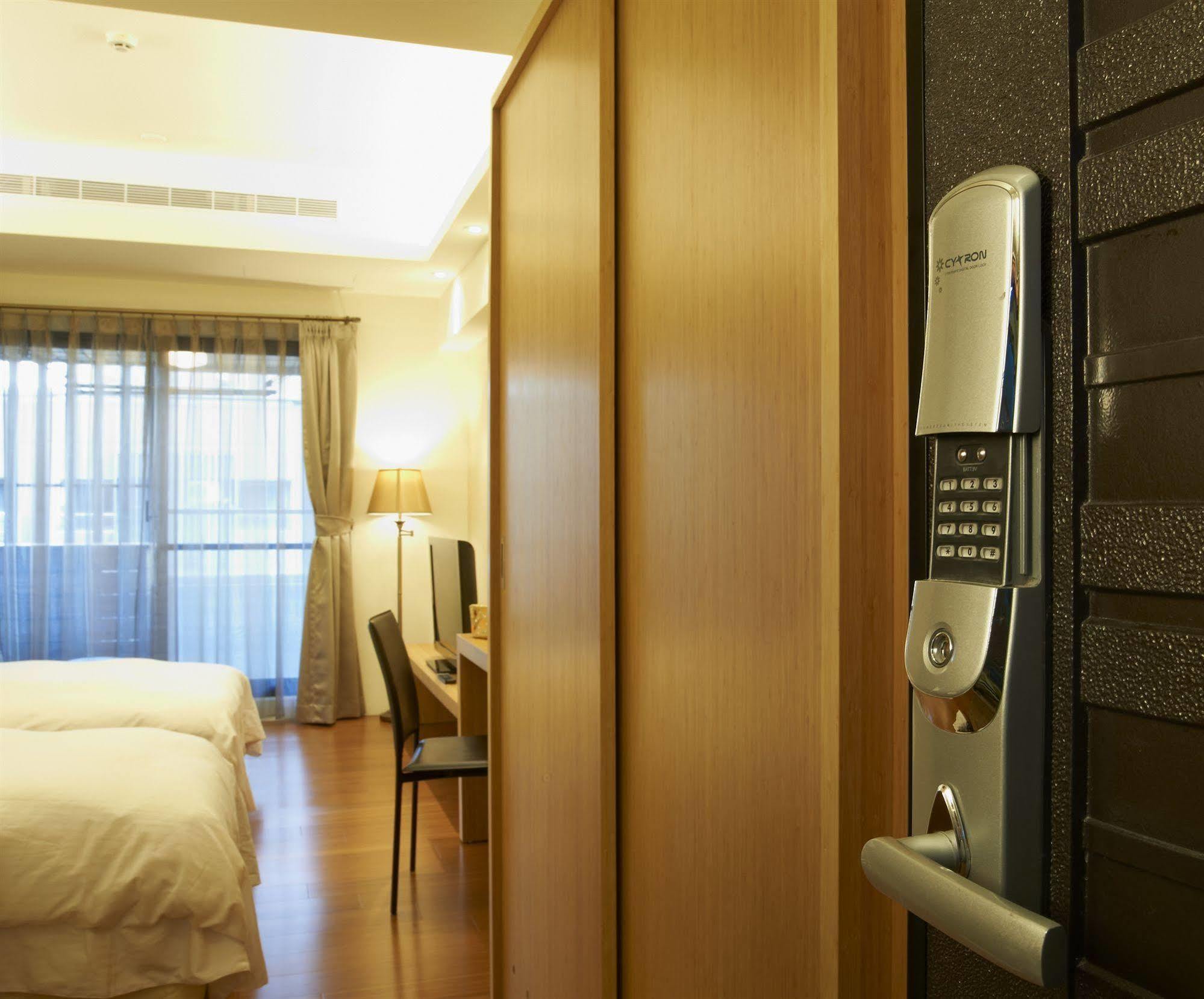 Master Hotel Тайбэй Экстерьер фото
